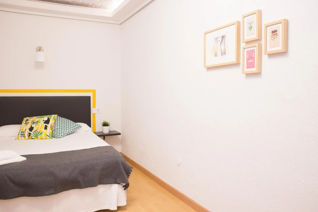 Bed in Dorm