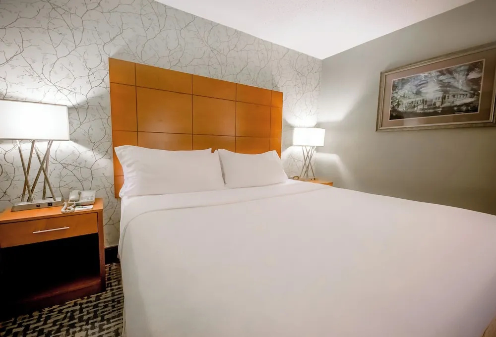 Holiday Inn Raleigh Downtown - Chambres