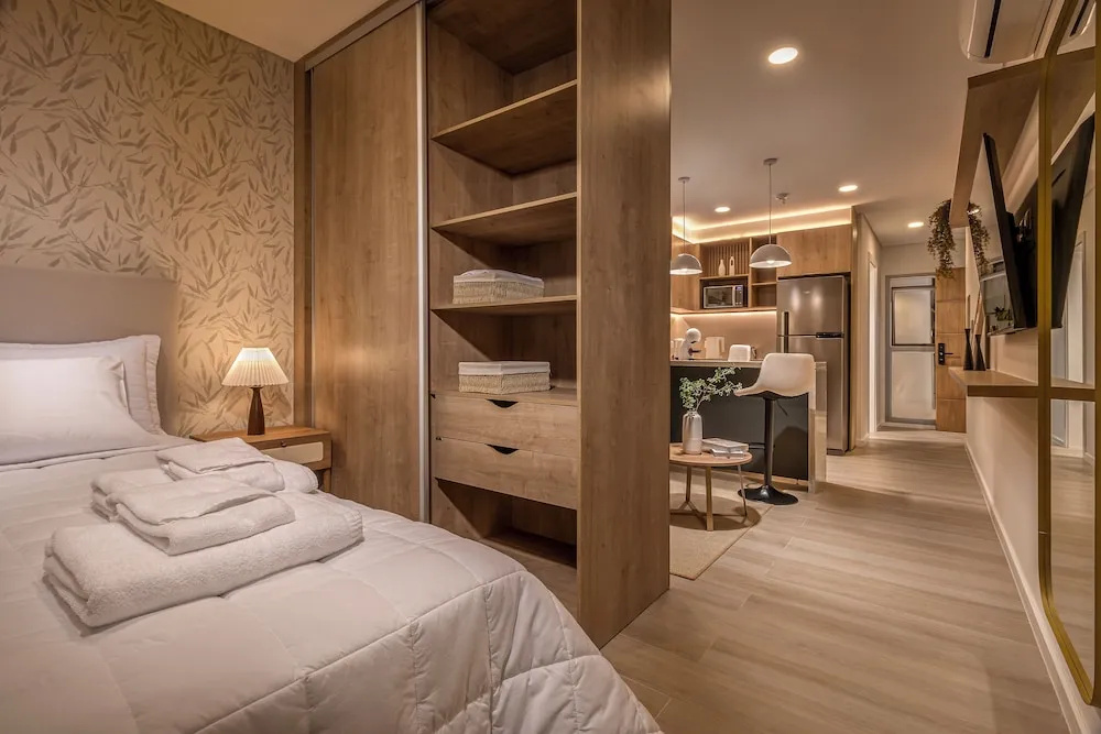 Houze Residences – By AVA Rentals. — фото