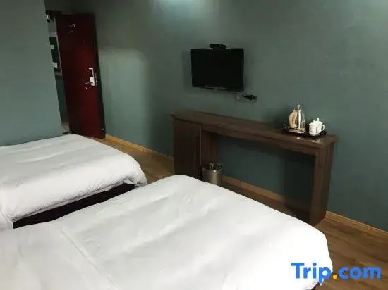 Economy room