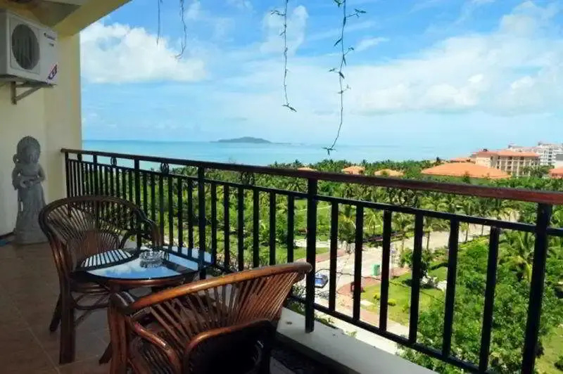 Phoenix Rujia Sea View Holiday