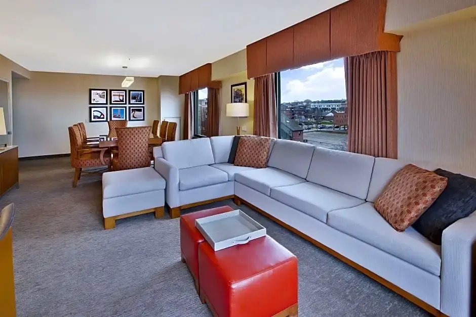 Hilton Garden Inn Portland Downtown Waterfront - Chambres