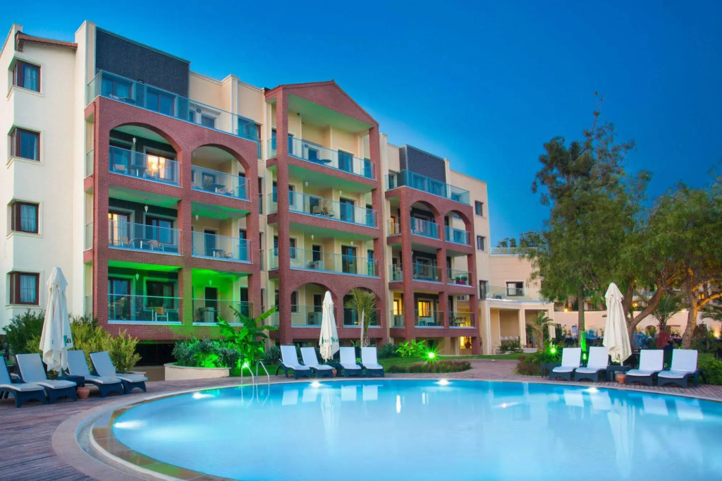 Hotel photo 12