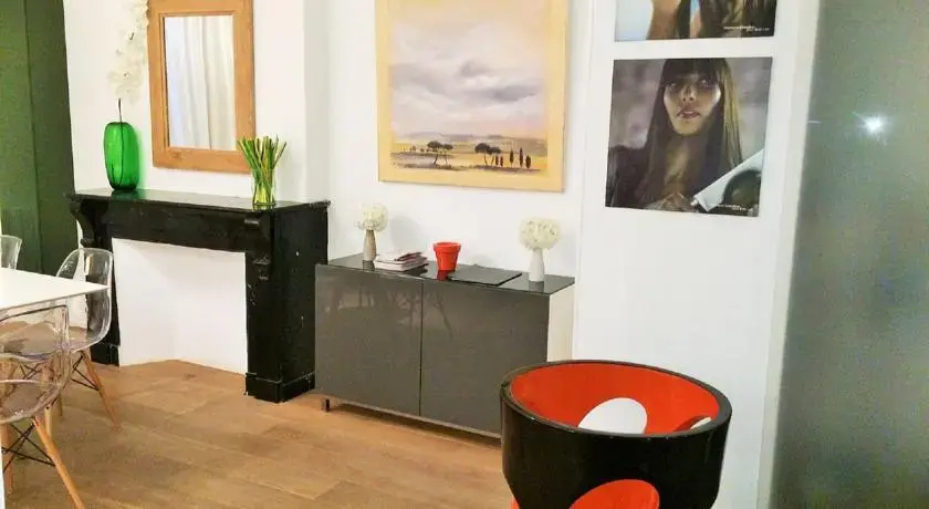 Appartement Standing Comédie