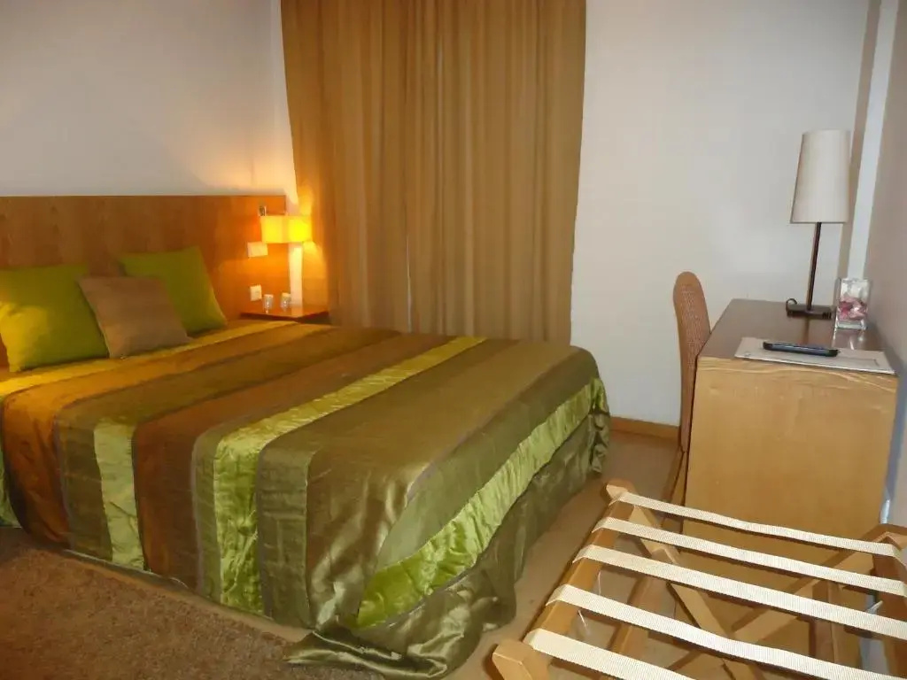 Standard Double room with balcony (full double bed)