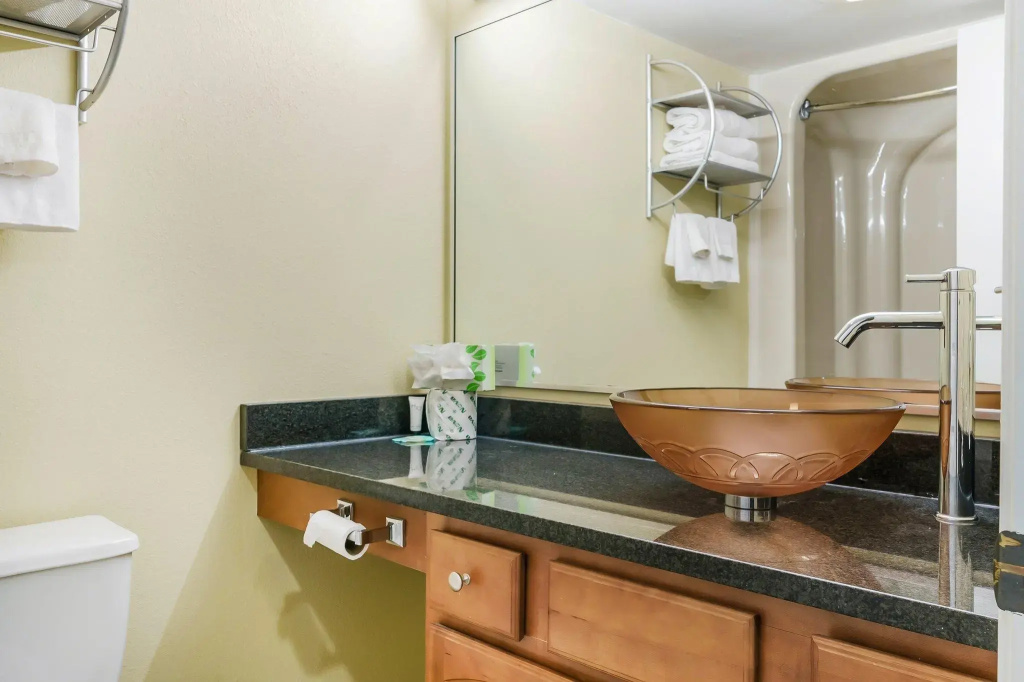 Premier Double Suite oceanfront (full double bed)