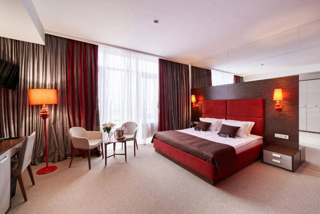 Executive Suite