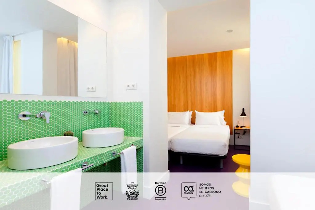 Triple room