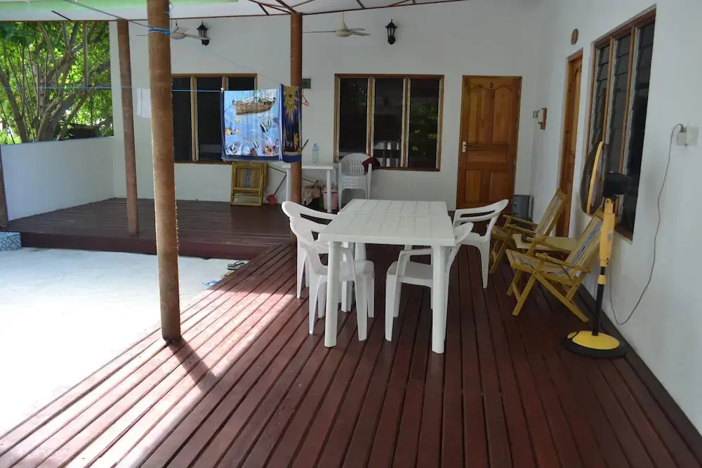 Fulidhoo La Perla Guest House