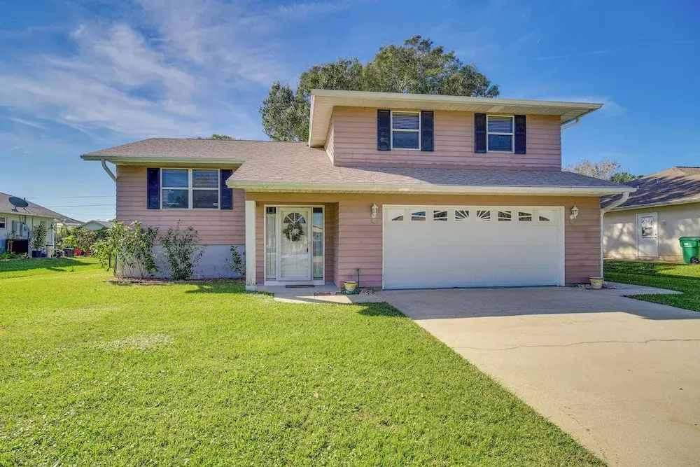 Sebastian Home w/ Large Deck Near Golfing & Beach