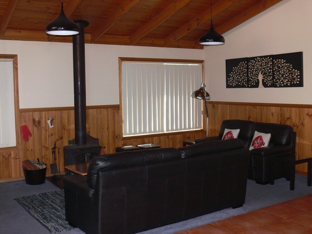 Mountain Hideaway — 4