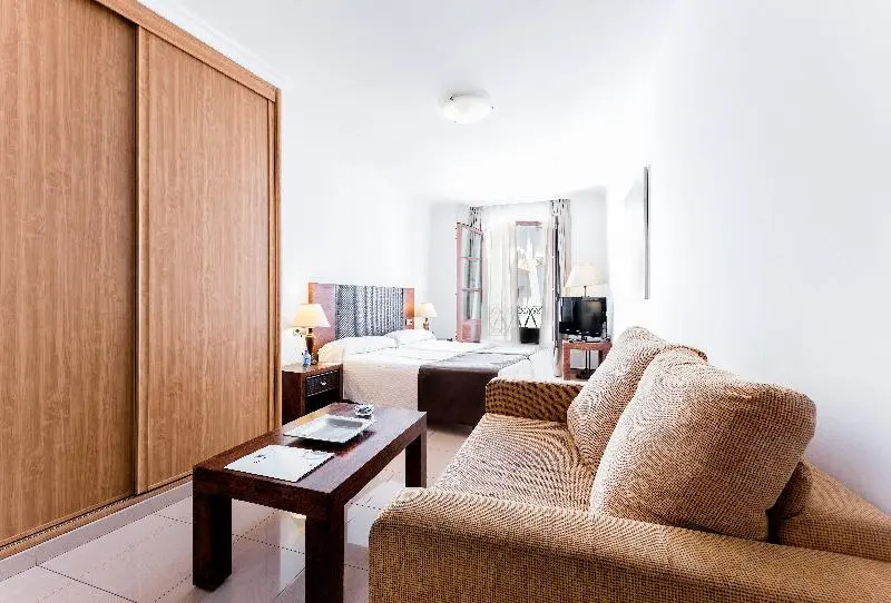 Toboso Apar-Turis - Chambres