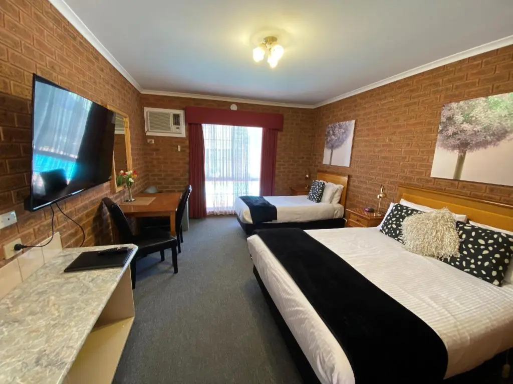 Deluxe Double room (twin beds)