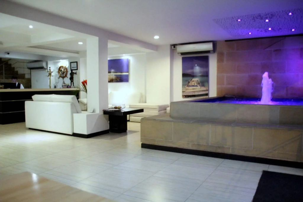 Hotel photo 2