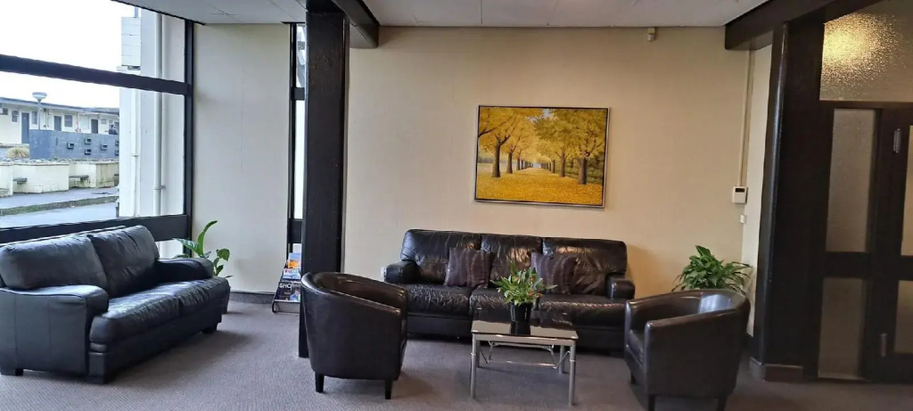 Fiordland Hotel