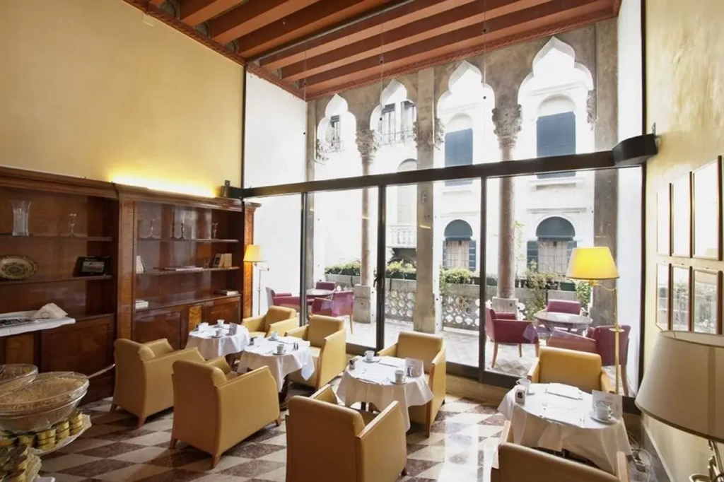 Hotel photo 39