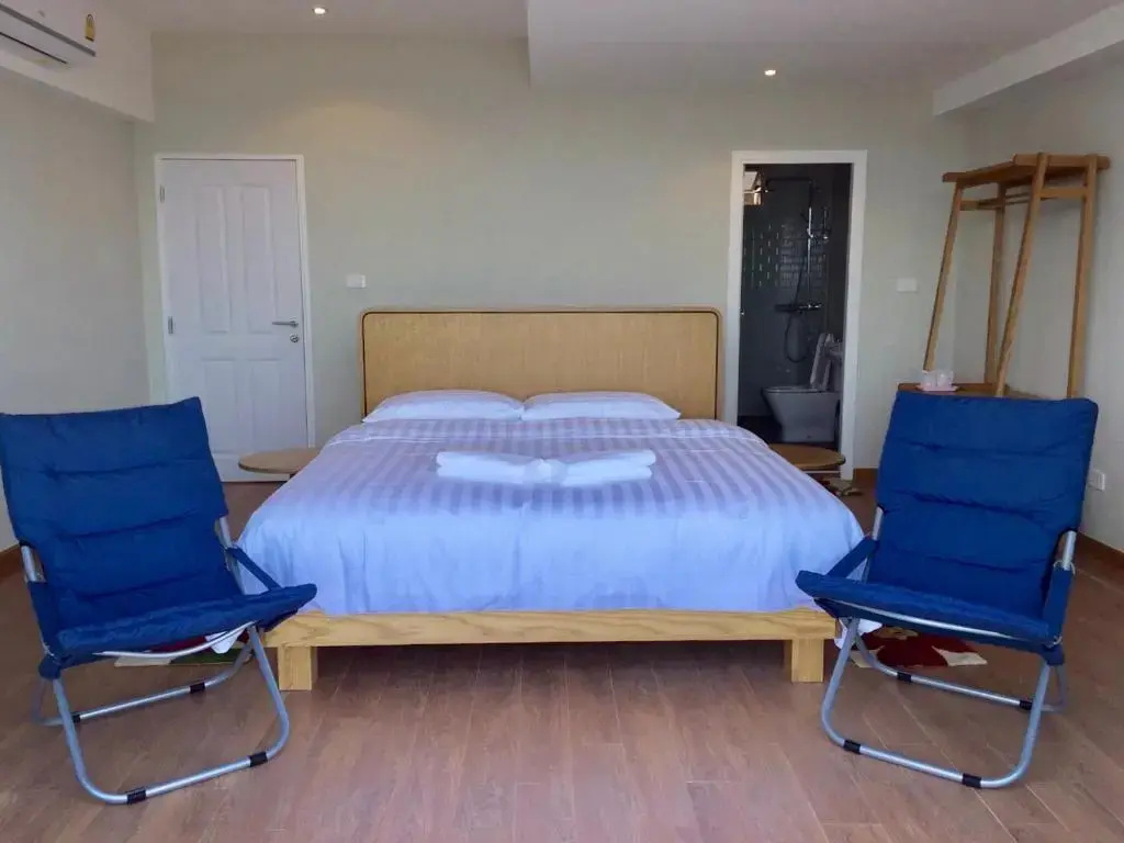 4 Bedrooms Cottage