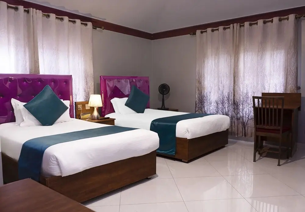 Superior Sextuple room