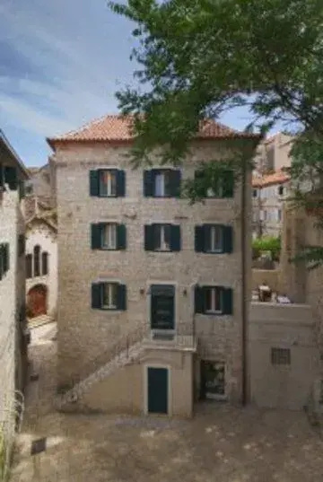 Villa Dobric-Vestibul Palace Annex