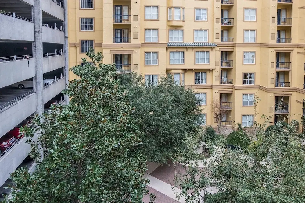 Luxe Midtown Apartments by Frontdesk