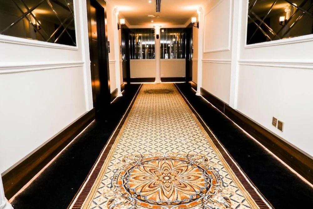 Hola Hotel — 4
