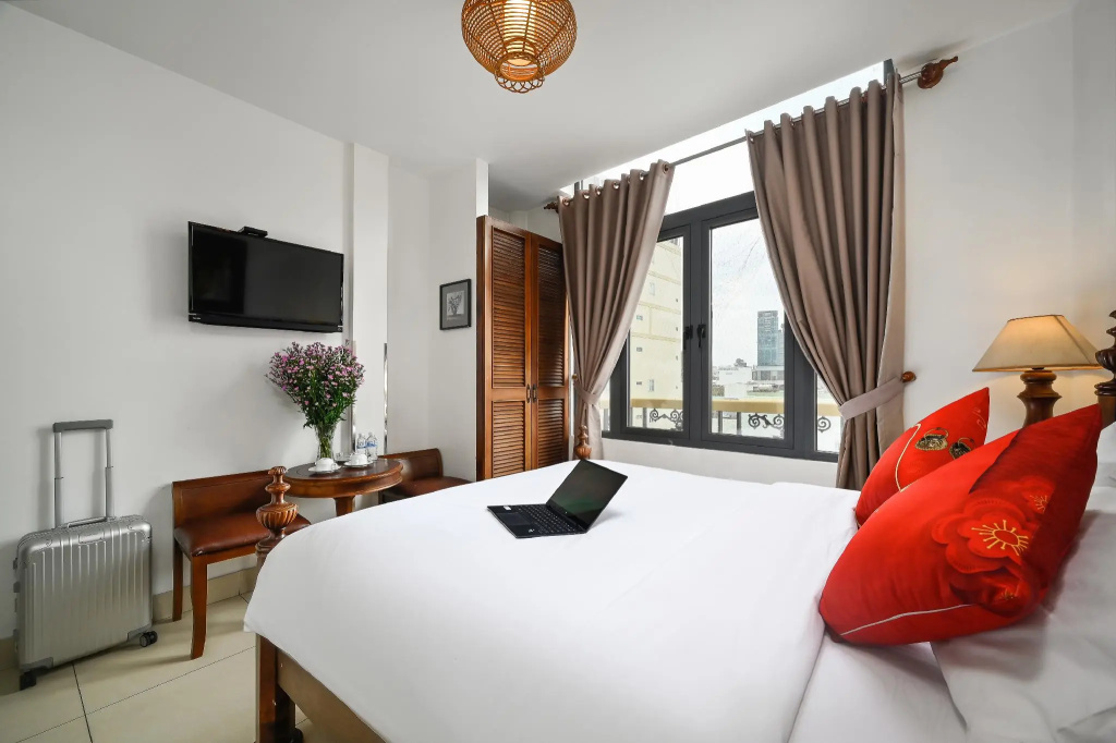 Halo Hotel - Général