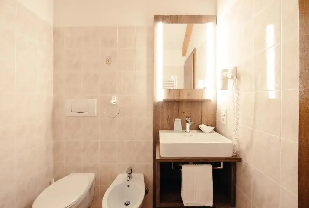 Comfort Double room with balcony (full double bed)