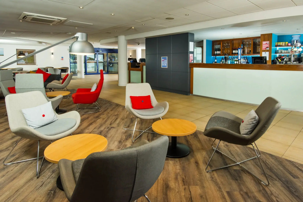 Holiday Inn Express Newport by IHG - Général