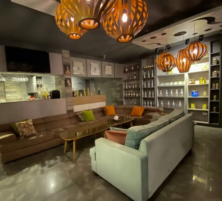 Crown Royal Hotel Tyr - фото 8