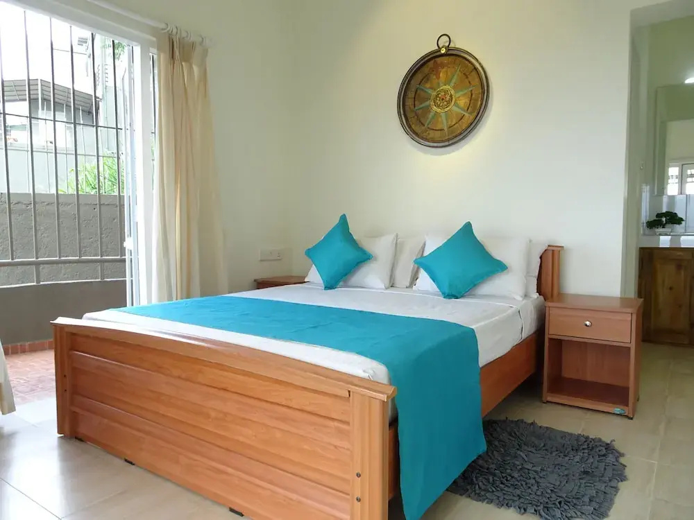 Standard Double room with mountain view (full double bed)