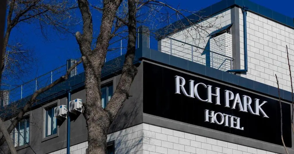 Rich Park Hotel — фото