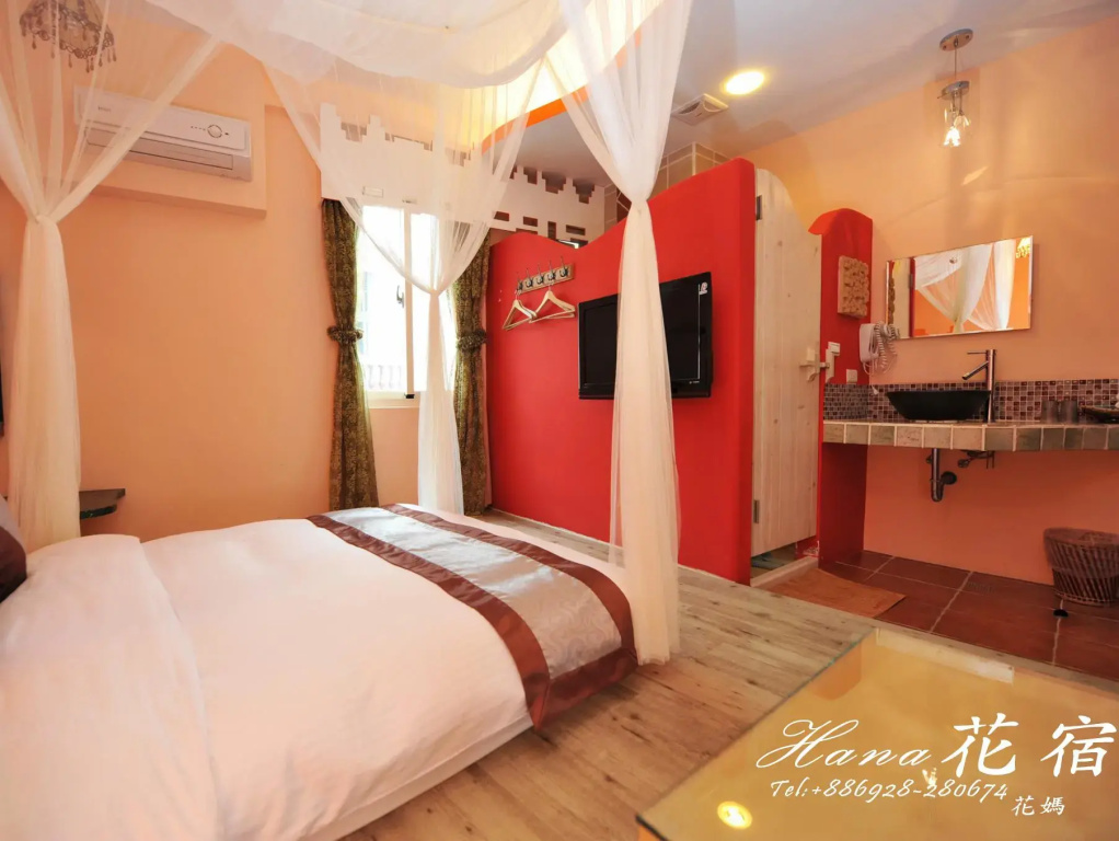 Standard Double room (full double bed)