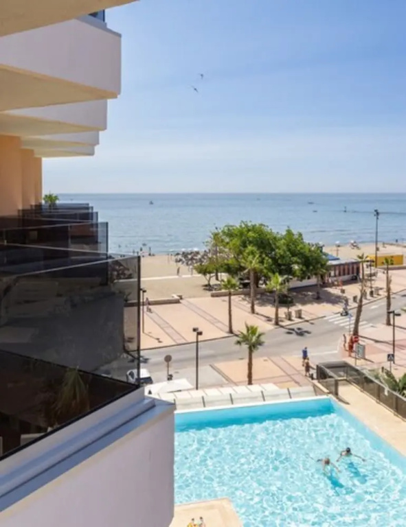 Standard Double room with partial sea view (full double bed)