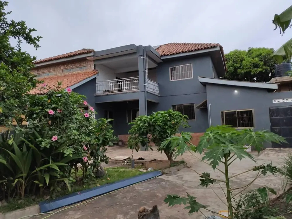 Simple Welcoming 4-bed House in North Legon Ext