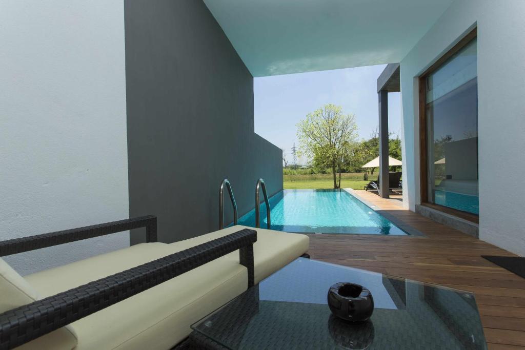 Aliya Resort And Spa