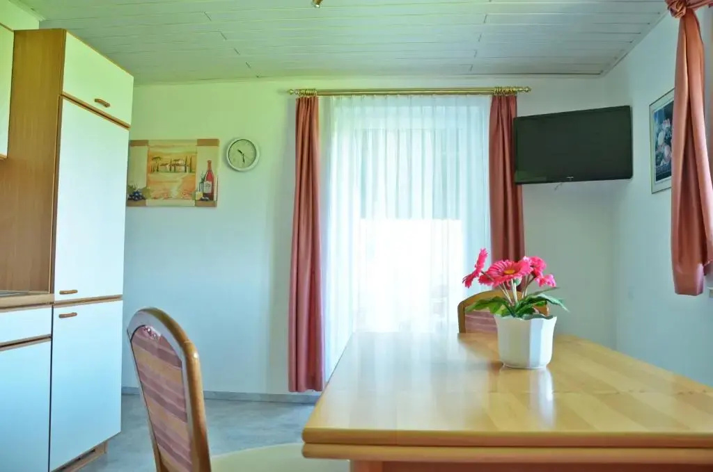 Ferienwohnung Annemarie - Chambres