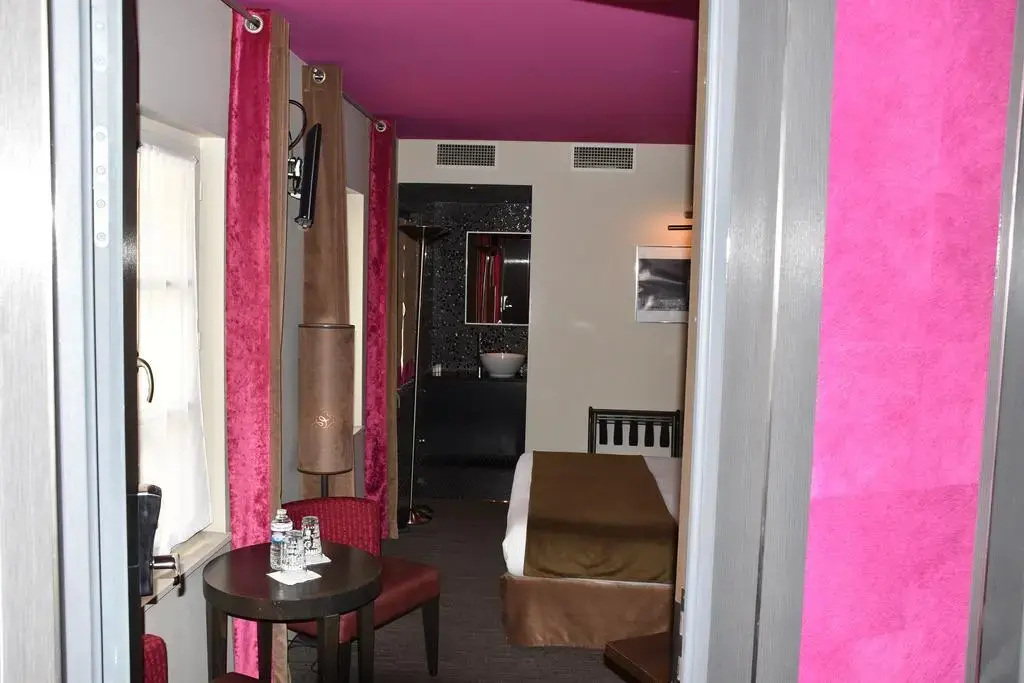 Hotel photo 11