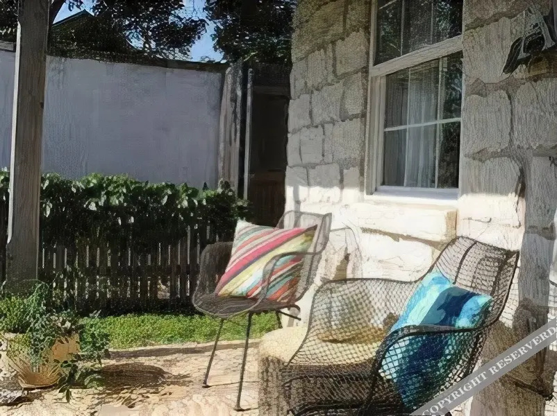Abby's Guesthouse + Pool