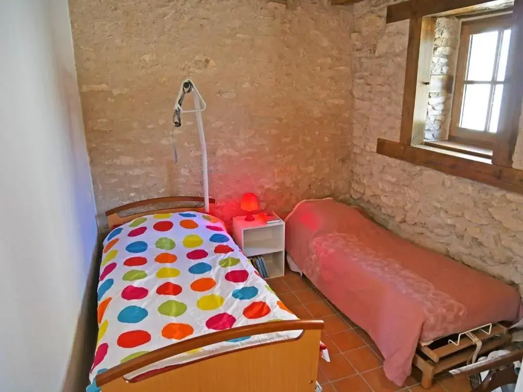 Afficher la photo 6 — Maison La Puye, 4 pièces, 8 personnes - FR-1-541-37