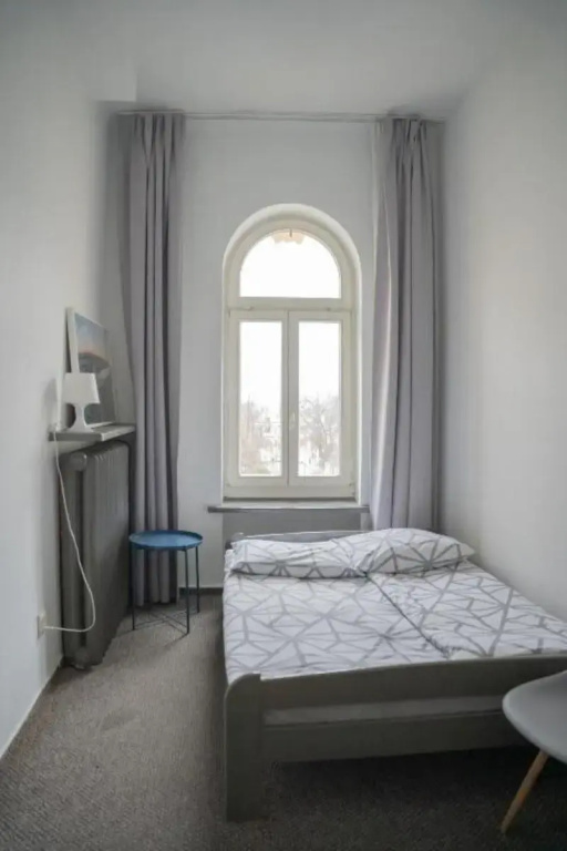 Double room (full double bed)