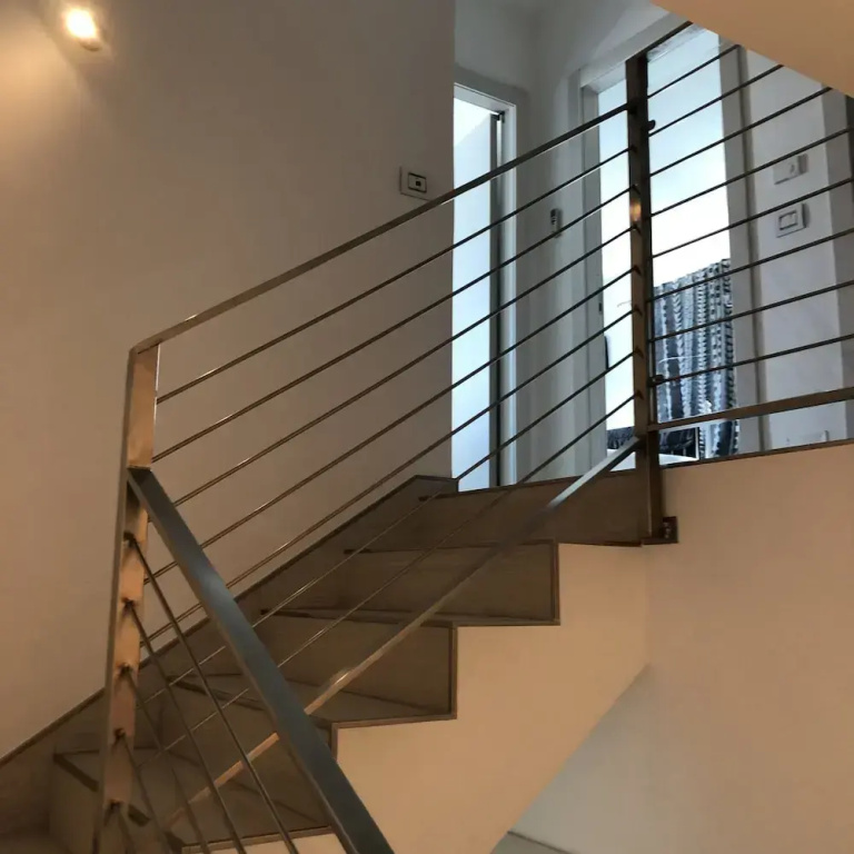 2 Bedrooms Suite with land view