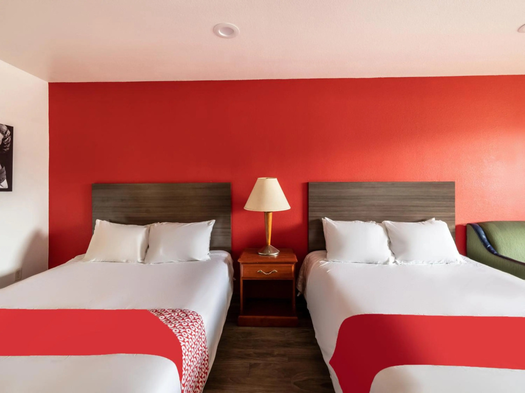 OYO Hotel San Antonio near AT&T Center — 5
