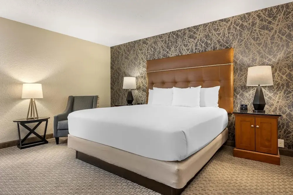 Drury Inn & Suites Springfield, MO - Chambres