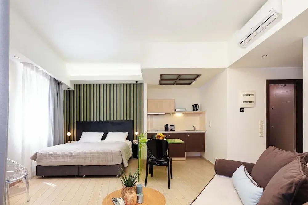 Studio with balcony and with partial sea view
