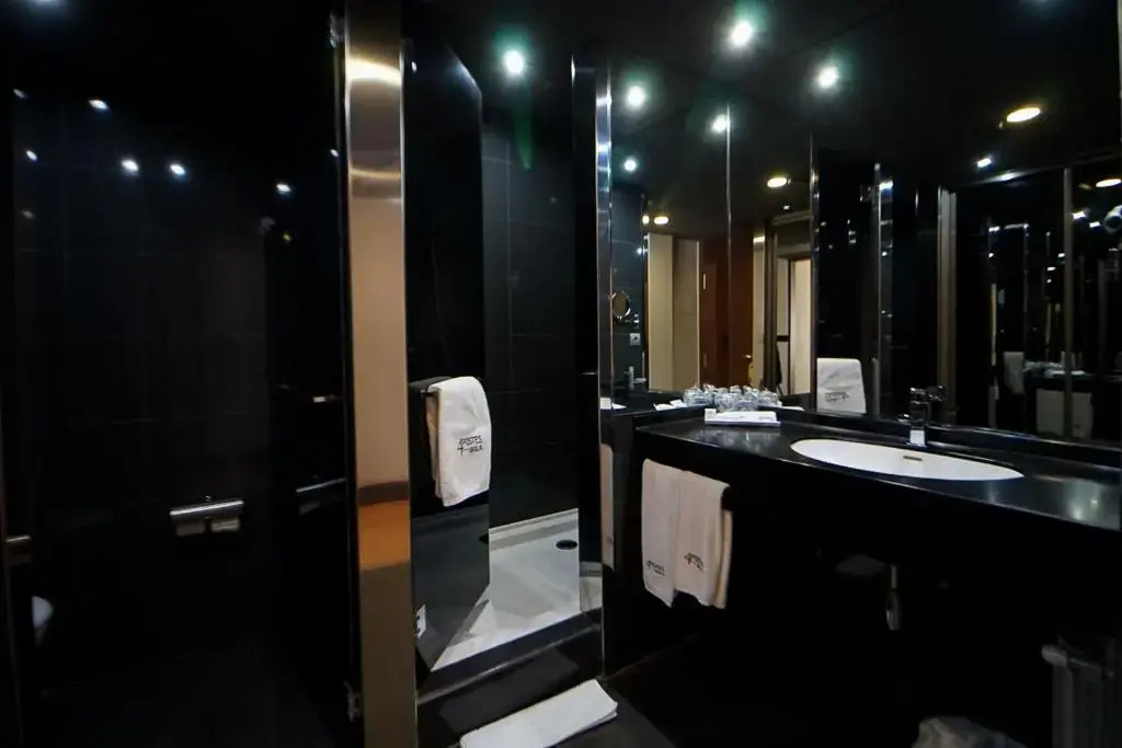 Hotel Sercotel Cuatro Postes - Chambres