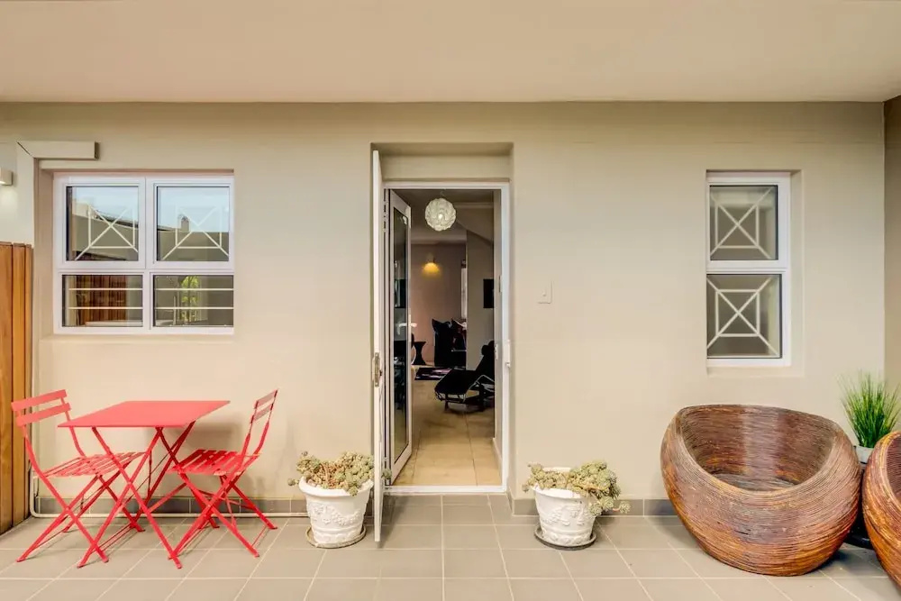 Mountain View Townhouse in De Waterkant 209 DWP