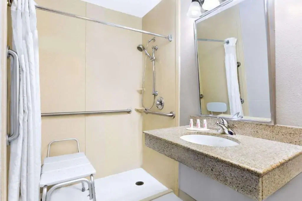 Ramada by Wyndham Augusta Fort Gordon - Chambres