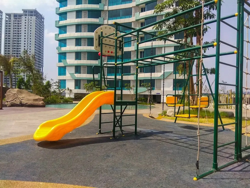 Great Location And Simply Studio At Grand Kamala Lagoon Apartment
