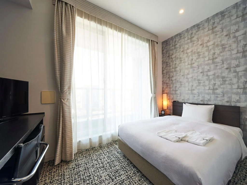 Premium Double room (full double bed)