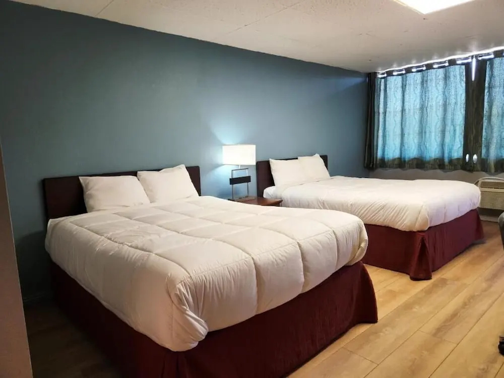 Executive Inn — 5